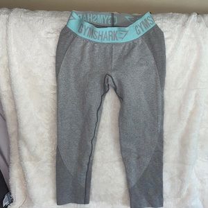 Gymshark Dry Fit Crop Capris Leggings